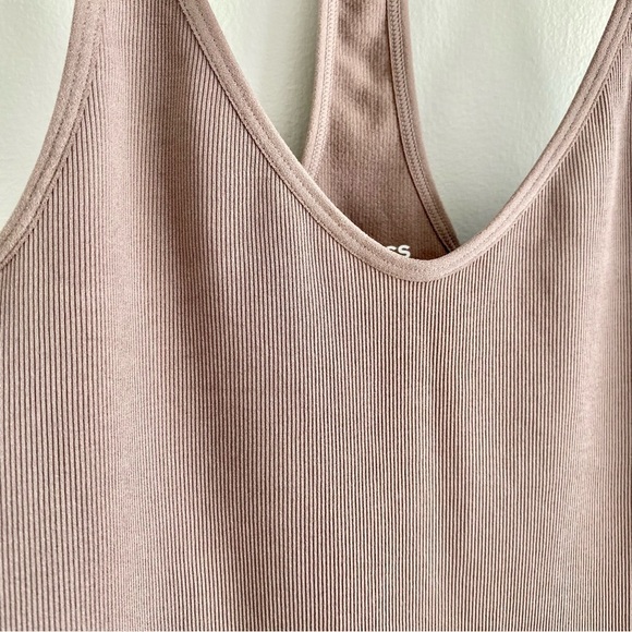 Express Racerback Layering Tank Size Small - Picture 2 of 4